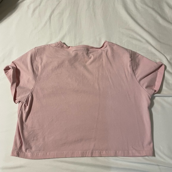 Ryderwear Mesh Accent Crop Shirt - Picture 2 of 2